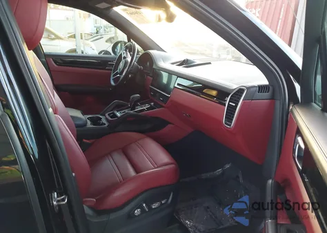 2021 Porsche Cayenne из США, поврежденный, VIN WP1AA2AY2MDA00483